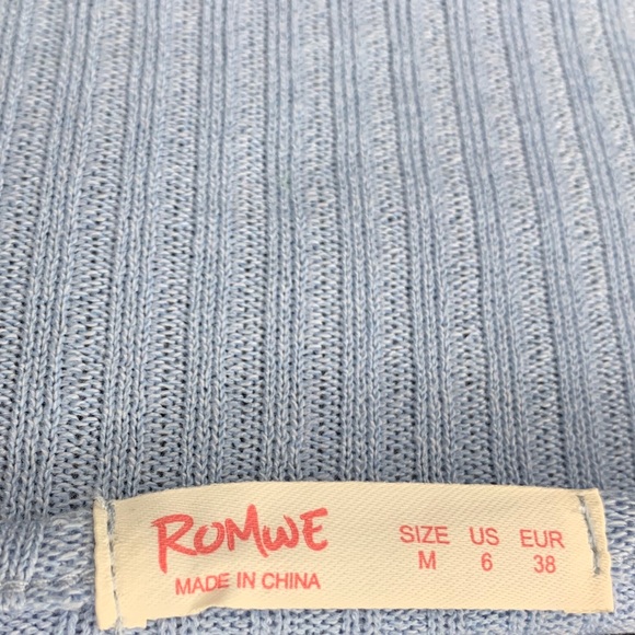 Romwe crop top - Picture 3 of 5